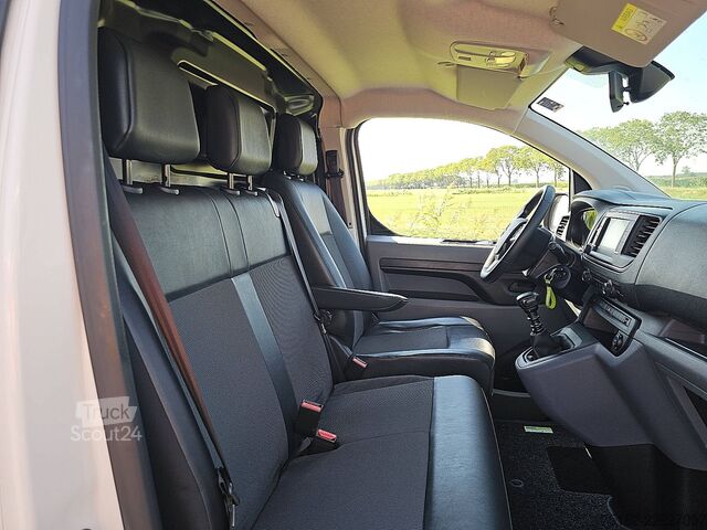 عربة ستيشن واغن ذات سقف مرتفع OPEL VIVARO 1.5 L2 Navi Trekhaak AC!