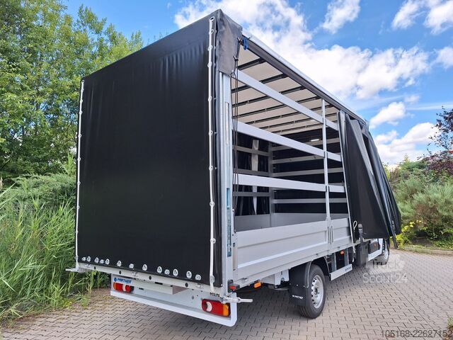 Pick-up pakettiauto Renault Master Pritsche Plane Schlafkabine