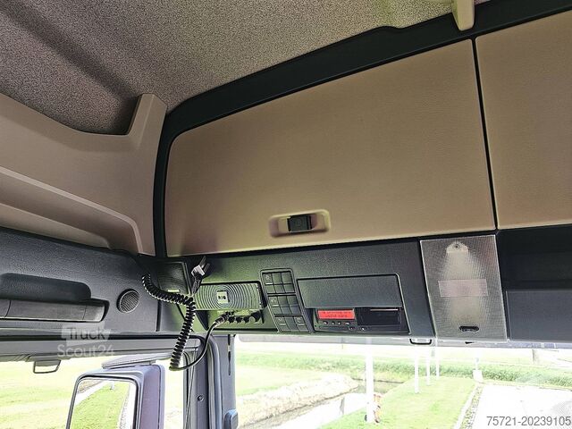 Estándar-SZM M.A.N. 18.500 TGX XLX 2X TANK