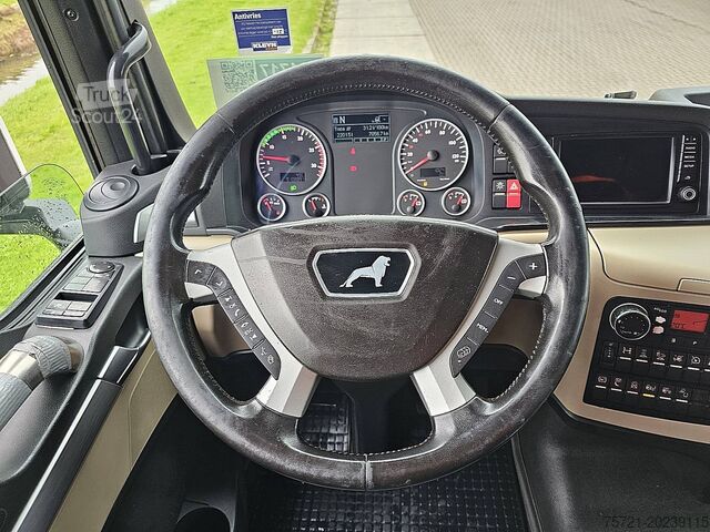 Estándar-SZM MAN 18.460 TGX XLX LLS-U 2X TANK