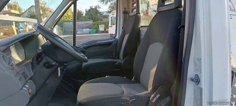 Furgonetă cu cutie Iveco Daily Multitel 160 ALU DS - 16m