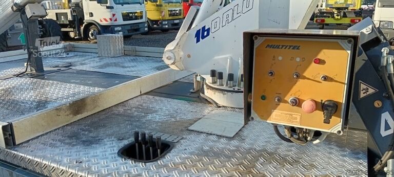 Furgonetă cu cutie Iveco Daily Multitel 160 ALU DS - 16m