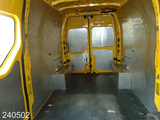 Dubă cu acoperiș înalt RENAULT Master 2.3 dCi 135 L3H2 -Kamera-