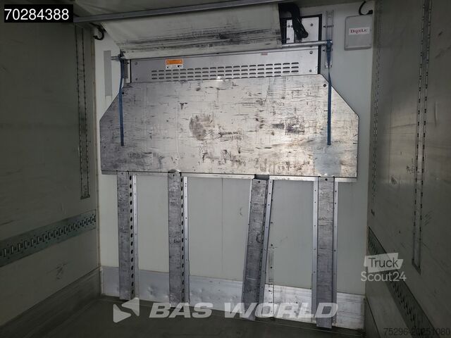 Pārvadājumi saldētavā/saldētavā Krone Carrier Vector 1950Mt 3 axles Dobbelstock 89m3