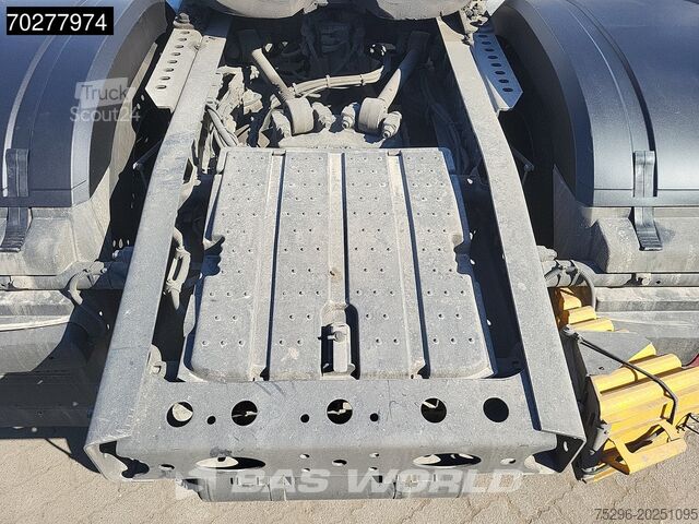 Standard-SZM Mercedes Actros 1851 Actros 4X2 BigSpace 2x Tanks
