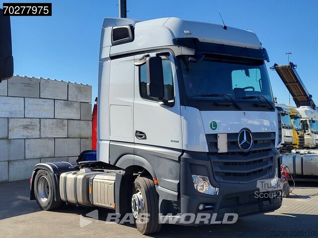 Standard-SZM Mercedes Actros 1851 Actros 4X2 BigSpace 2x Tanks