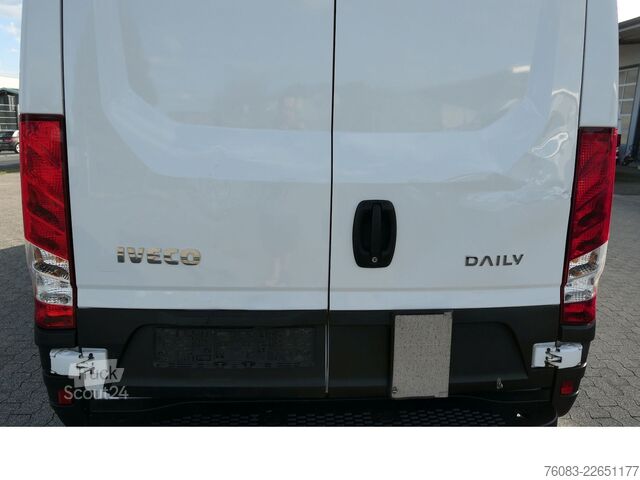 Bestelwagen met verhoogd dak IVECO Daily35-160 Maxi H3 extraHoch2,1m Hi-Matik Klima