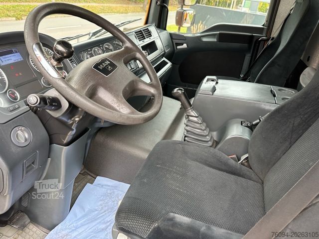Kipper LKW MAN TGM 13.250 4x4 Kipper KRAN FUNK AHK WINTERDIENST