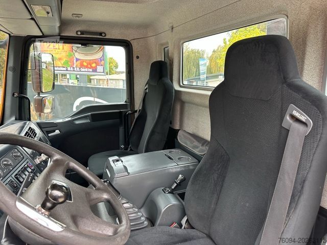 Dreiseitenkipper LKW MAN TGM 13.250 4x4 Kipper KRAN FUNK AHK WINTERDIENST