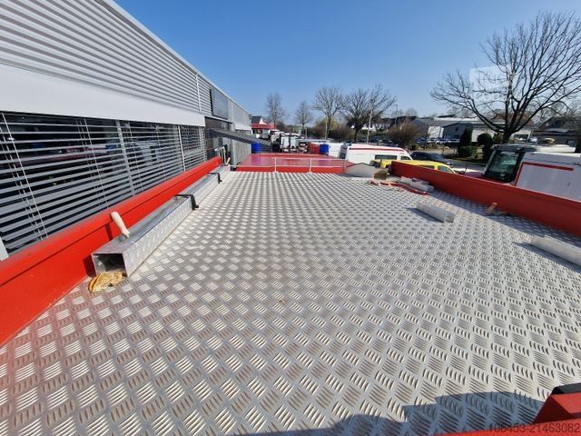 Autocisterna a vuoto MAN 8.136 4X4 Rüstwagen Allrad zuschaltbar 9 Sitzer