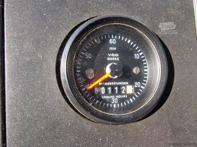 Autocisterna a vuoto MAN 8.136 4X4 Rüstwagen Allrad zuschaltbar 9 Sitzer