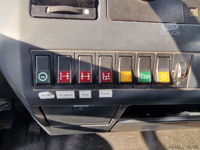 Autocisterna a vuoto MAN 8.136 4X4 Rüstwagen Allrad zuschaltbar 9 Sitzer