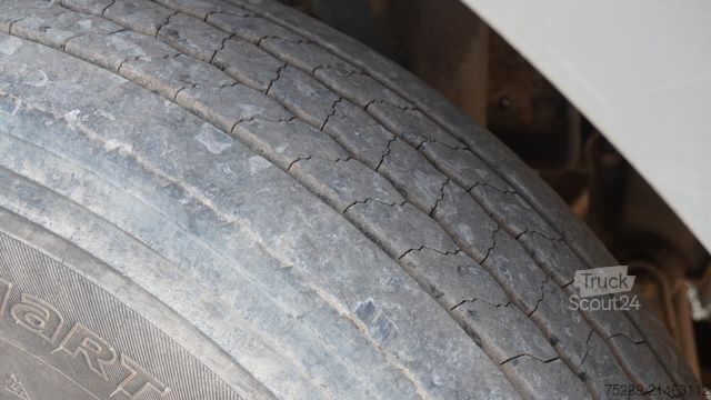 Benne tri-benne MERCEDES-BENZ Atego 824 Kipper Dreiseitenkipper Meiller