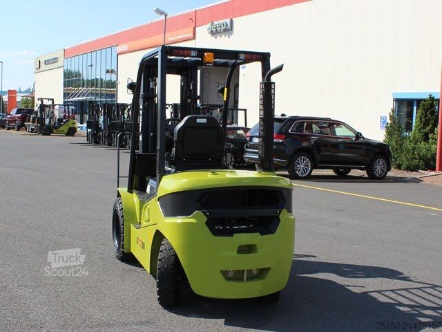 Chariot élévateur frontal Clark GTS 33 Dieselantrieb