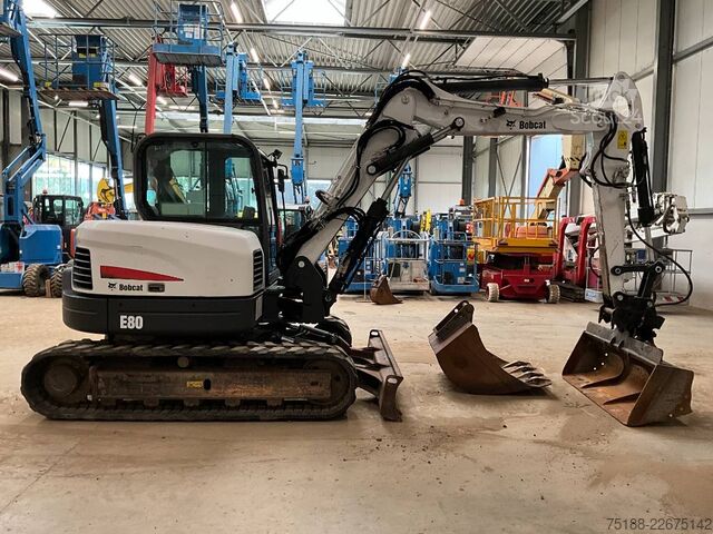 Midi kotrógép Bobcat E 80