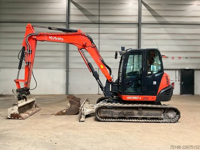 Midi kotrógép Kubota KX 080-4