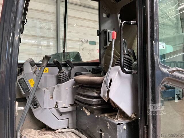 Midi kotrógép Kubota KX 080-4