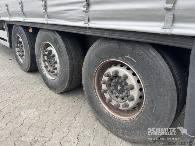 Odprta polprikolica s ponjavo Schmitz Cargobull Curtainsider Standard