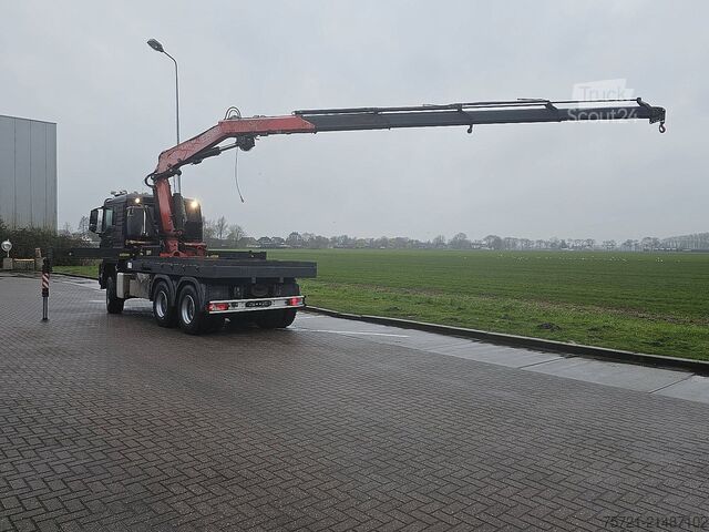 Plataforma de carga M.A.N. 33.540 TGS 6X6 FASSI F260XP 4+3