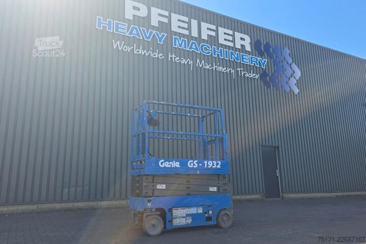 Schaarlift Genie GS1932 Electric, Working Height 7.8 m, 227kg Capac