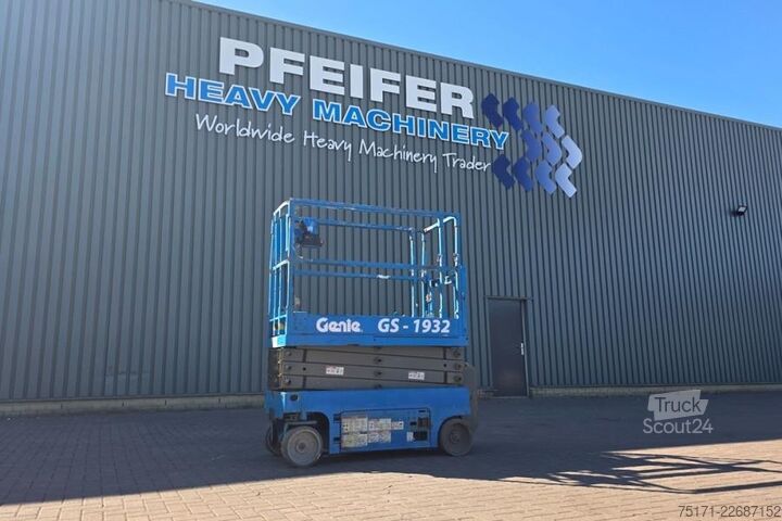 Schaarlift Genie GS1932 Electric, Working Height 7.8 m, 227kg Capac