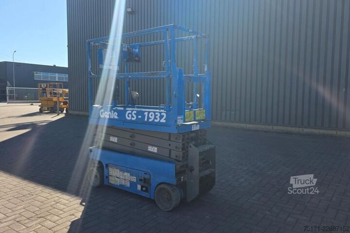 Schaarlift Genie GS1932 Electric, Working Height 7.8 m, 227kg Capac