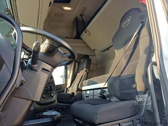 Standard SZM IVECO S-WAY AS440S51T/FP