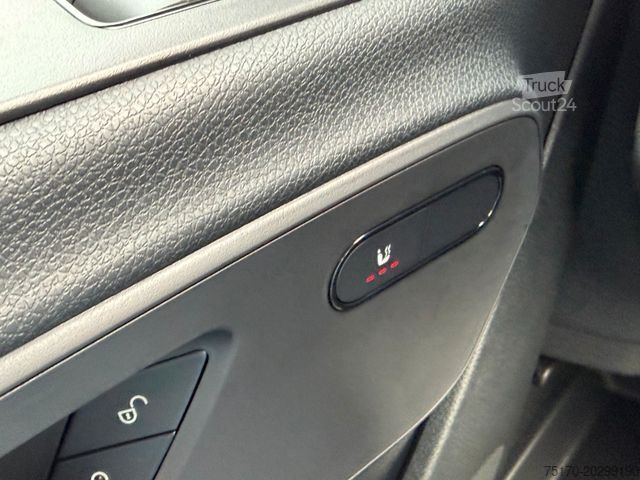 Dodávka s vysokou strechou MERCEDES-BENZ Sprinter 319 CDI 4325 DISTRONIC Klima AHK