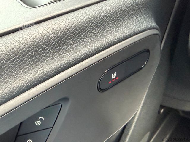 Dodávka s vysokou strechou MERCEDES-BENZ Sprinter 319 CDI 4325 DISTRONIC Klima AHK