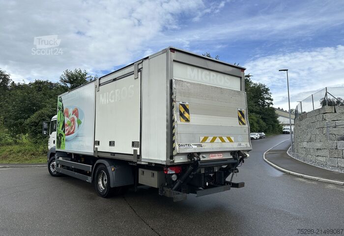 Chłodnia (samochód ciężarowy) MAN TGA 18.350 4x2 KK mit HB und Rolltor