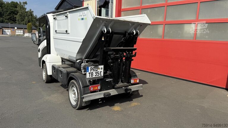 Fourgon compact Addax MTN 110km 55km/h