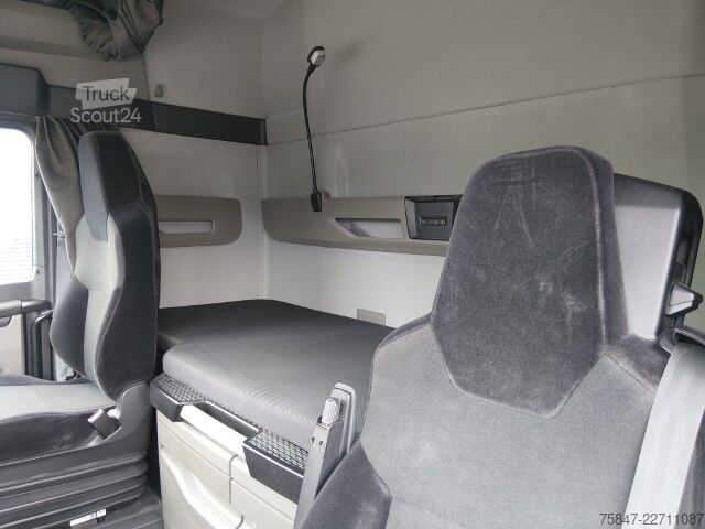 Standard nyergesvontató MAN TGX 18.470 BL Kipphydraulik Retarder Alu