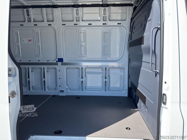 Furgoneta Mercedes-Benz Sprinter 315 CDI Kasten PRO Hochdach Lang AHK