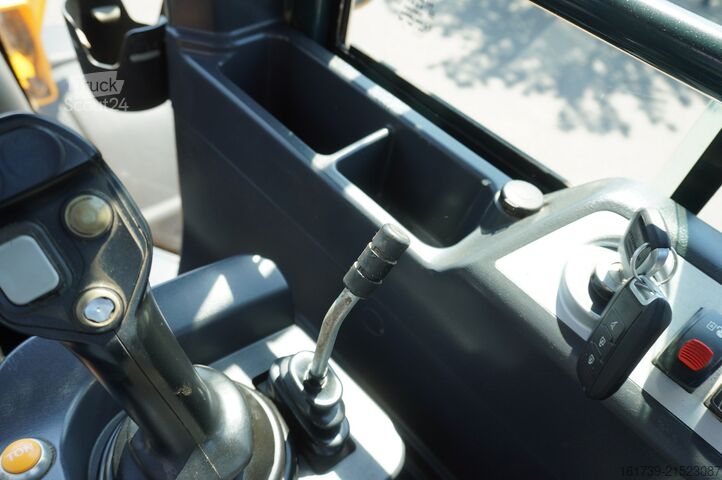 Αρθρωτός φορτωτής Hyundai HL940A articulated loader / year 2021 /