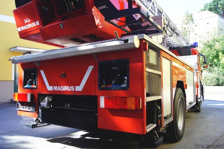 Camión de bomberos MAN LE 14.260 4x2 / Feuerwehr-Drehleiter DLK 23-12