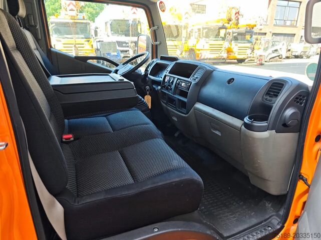 Підйомна платформа Renault Maxity 120 DXI Multitel MJ201