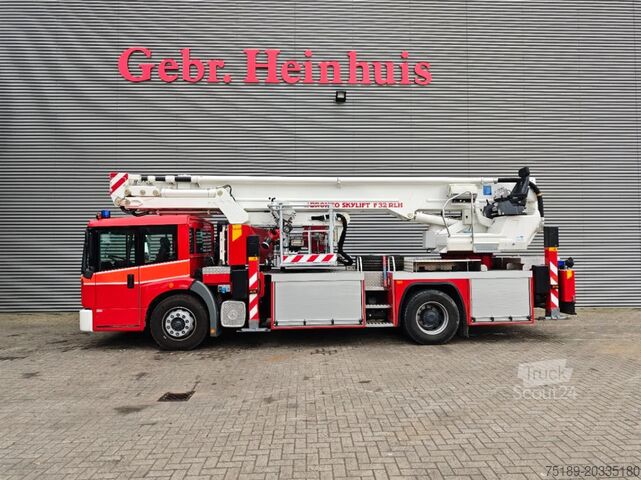 Lyftplattform Mercedes-Benz Econic 1833 4x2 Bronto Skylift F32RLH