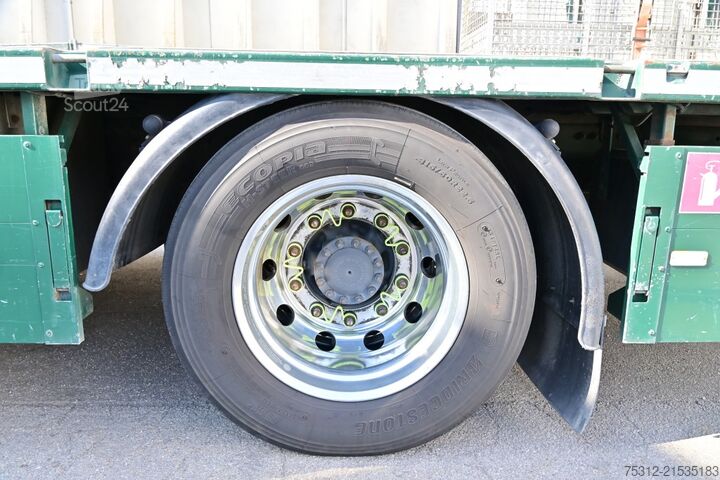 Flatbed truck Volvo FM330  E6 Retarder ADR LBW Alufelgen Bett