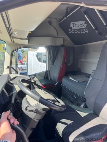 Tracteur routier standard VOLVO FH 500 * GLOBEBETROTTER * ADR*KIPPHYD*STANDKLIMA