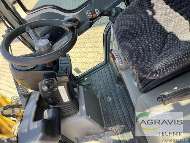 Încărcător de curte Neuson WL32