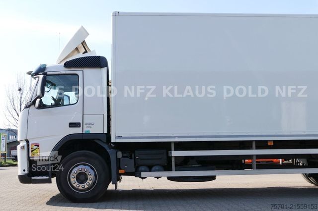 Škatlasti tovornjak VOLVO FM 330 Koffer XL-Tank Automatik LBW Euro 5