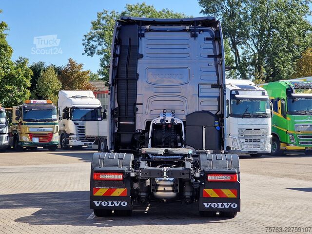 Standard-SZM Volvo FH 16.780 Globetrotter XL Aero 4x2 - New - Full...