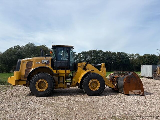 Nakladač Caterpillar 962M + 13.107HOURS + BIG BUCKET + PERFECT WORKI...
