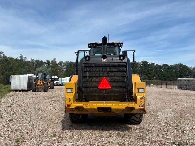 Nakladač Caterpillar 962M + 13.107HOURS + BIG BUCKET + PERFECT WORKI...