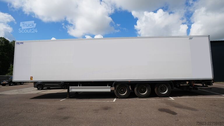 Hűtött/fagyasztott szállítás LAMBERET 3 Axle frigo trailer Carrier Vector 1950 Bi-Temp