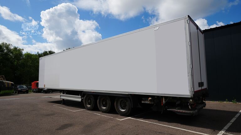 Hűtött/fagyasztott szállítás LAMBERET 3 Axle frigo trailer Carrier Vector 1950 Bi-Temp