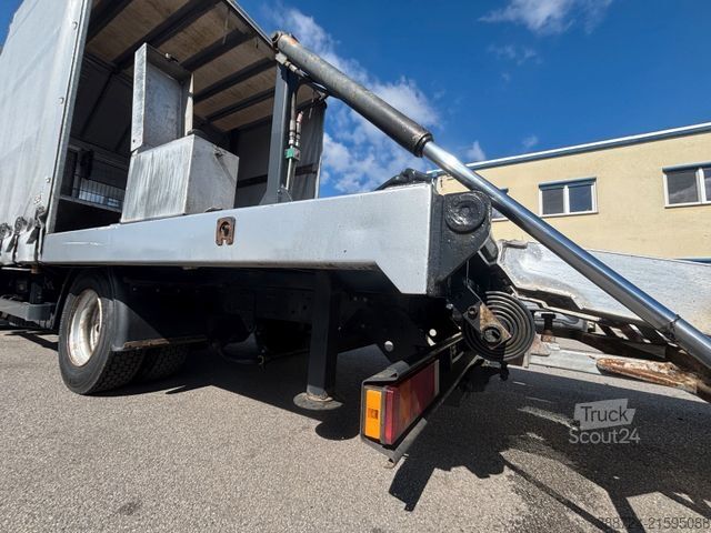 Камион с платформа IVECO 100E18 *3Sitze*Hydr. Rampen*Seilwinde*Fahrschule