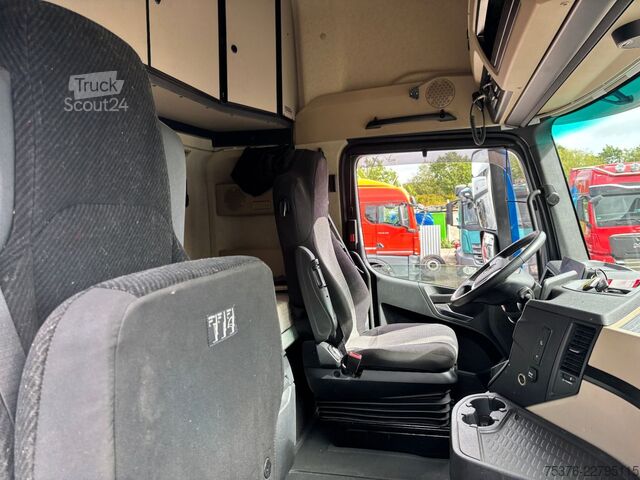 Nagy térfogatú nyergesvontató MERCEDES-BENZ Actros 1851 Giga Öl Retarder 2 Tanks Standklima