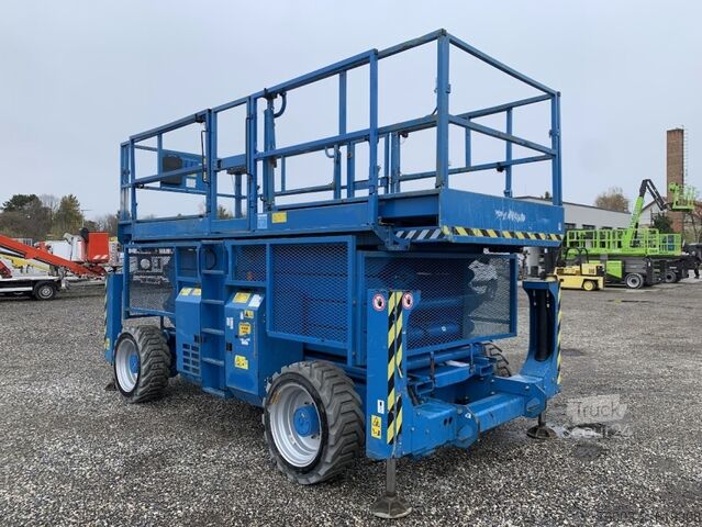 Makaslı platform Genie GS4390 - 15,11m, diesel, 4x4