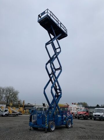 Makaslı platform Genie GS4390 - 15,11m, diesel, 4x4